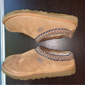 Ugg Tasman Slipper in Chestnut